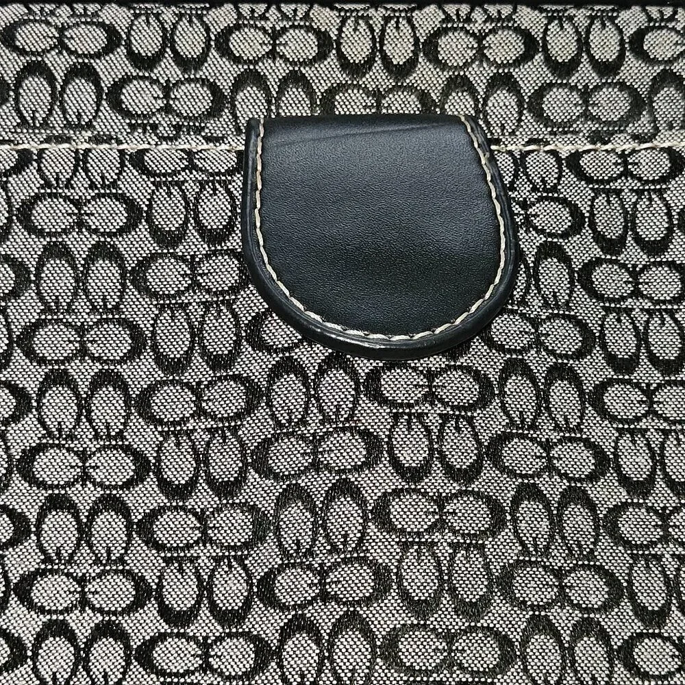 OKPTA BLACK AND GREY PURSE Medium AJUSTABLE STRAP Crossbody Bag
